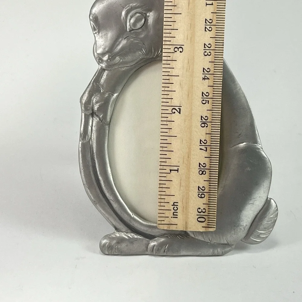Vintage Seagull Pewter Bunny Frame Rabbit 2